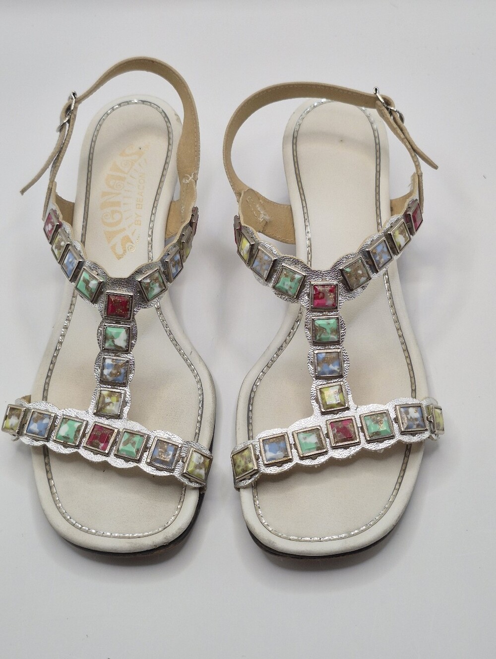 Beacon Signals Sandals 8.5N Silver Metallic Low Heel Multicolor Gemstones